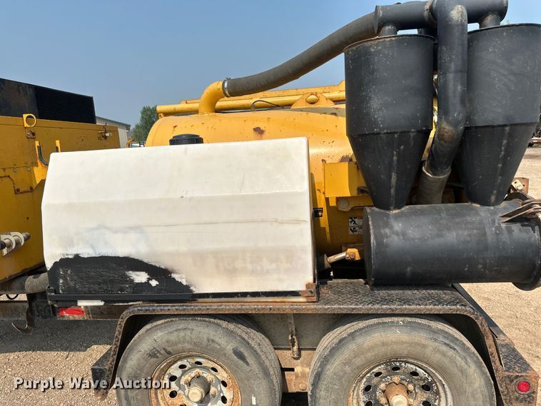 image for item EB2816 2012 Vermeer V500LE-HD vacuum excavator