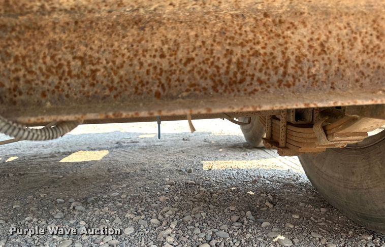 image for item EB2816 2012 Vermeer V500LE-HD vacuum excavator