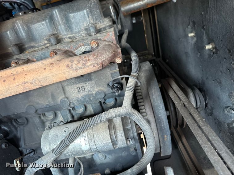 image for item EB2816 2012 Vermeer V500LE-HD vacuum excavator