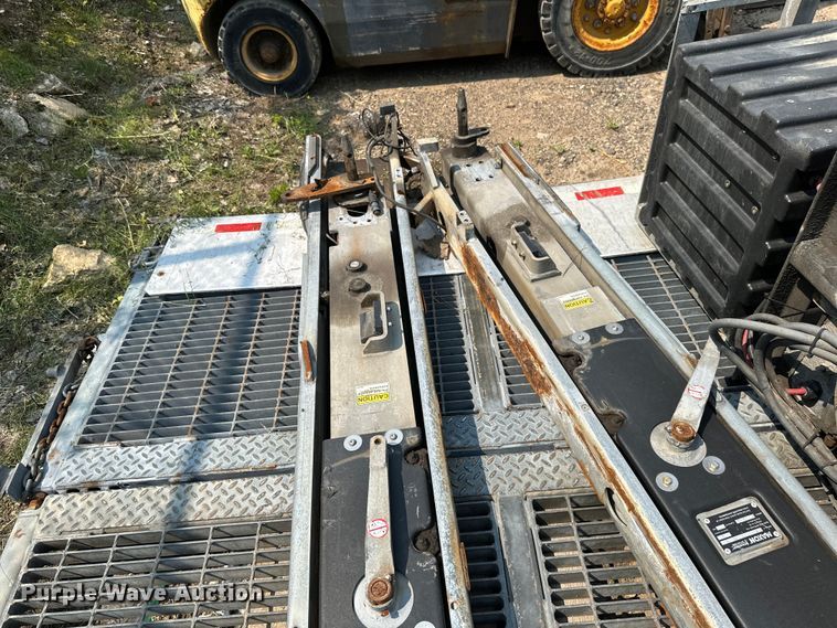 image for item EB2822 Maxxon BMRW lift gate