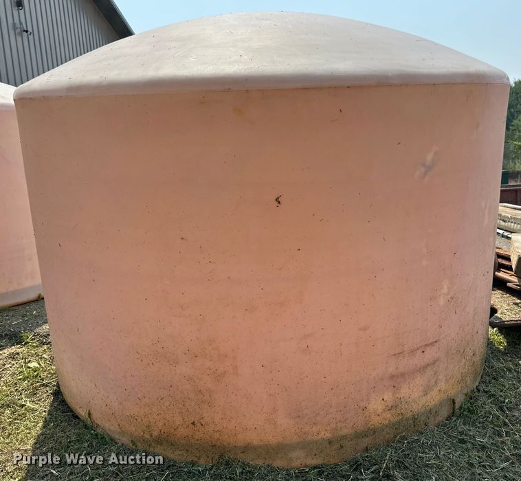 image for item EB2823 (2) poly tanks