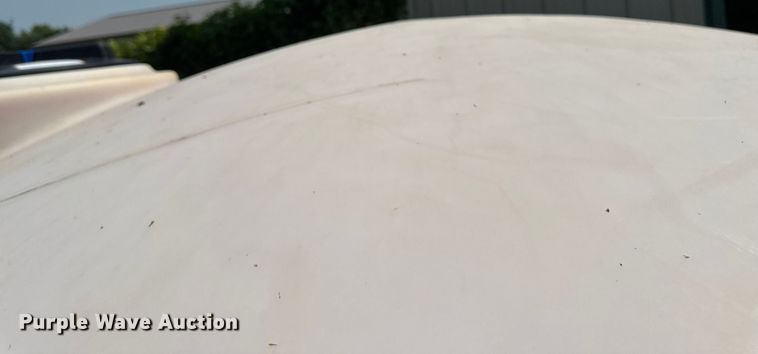 image for item EB2823 (2) poly tanks