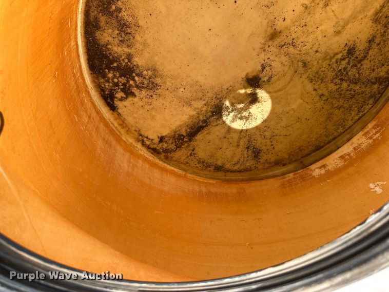 image for item EB2823 (2) poly tanks