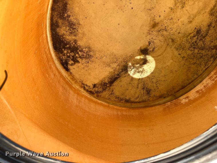 image for item EB2823 (2) poly tanks