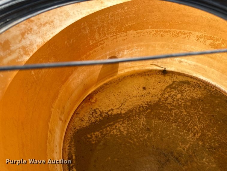 image for item EB2823 (2) poly tanks