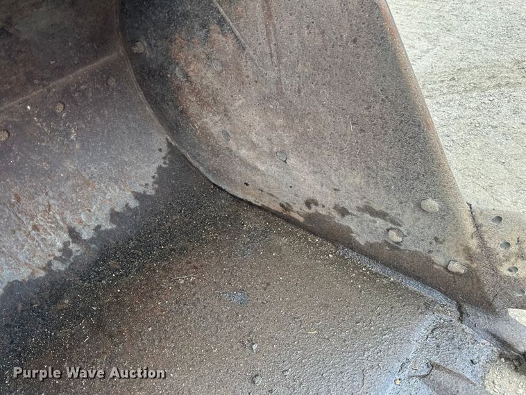 image for item EB2826 1995 Caterpillar 325L excavator