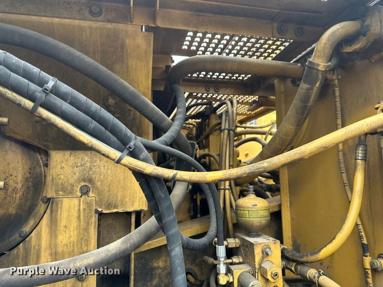 image for item EB2826 1995 Caterpillar 325L excavator