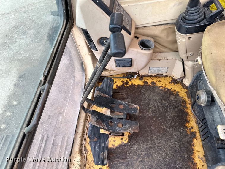 image for item EB2826 1995 Caterpillar 325L excavator