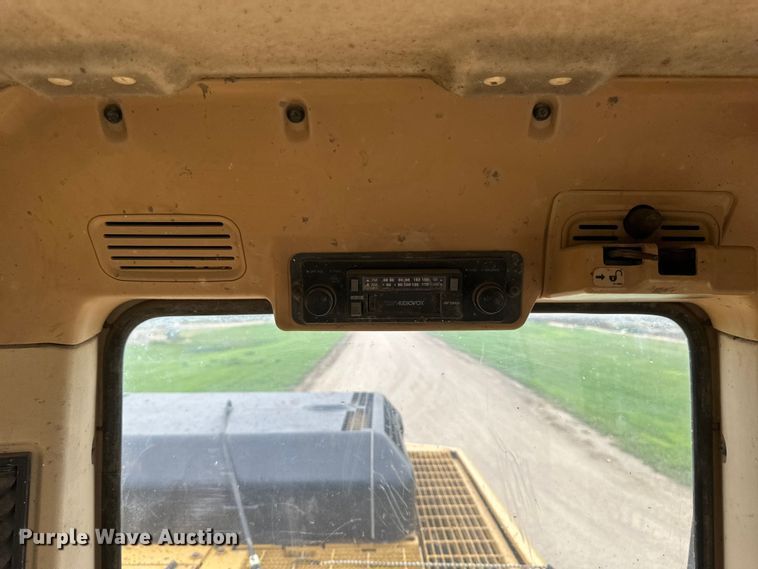 image for item EB2826 1995 Caterpillar 325L excavator