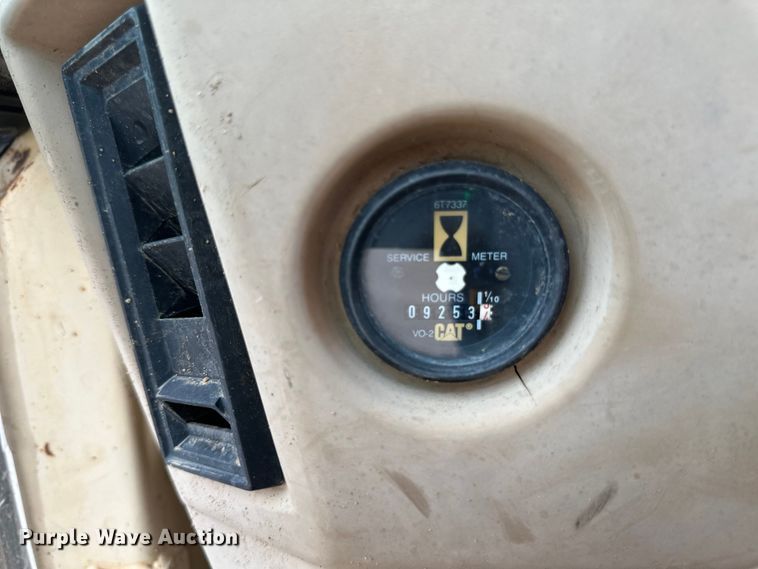 image for item EB2826 1995 Caterpillar 325L excavator