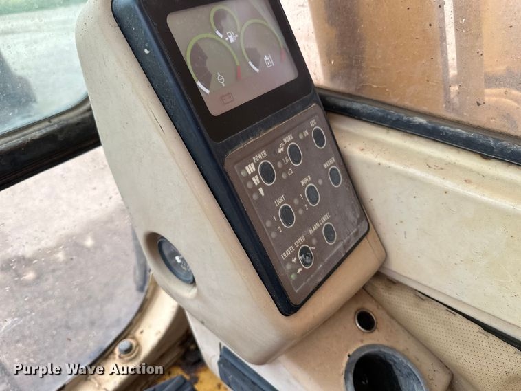 image for item EB2826 1995 Caterpillar 325L excavator