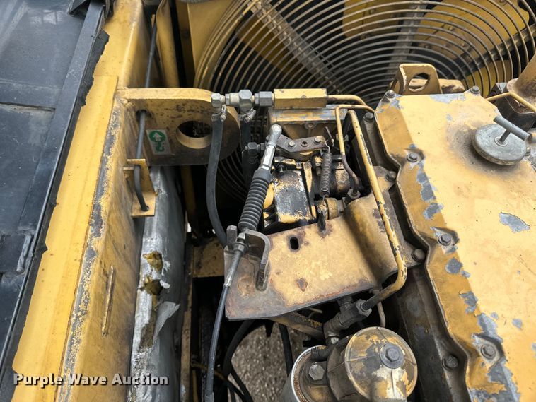 image for item EB2826 1995 Caterpillar 325L excavator