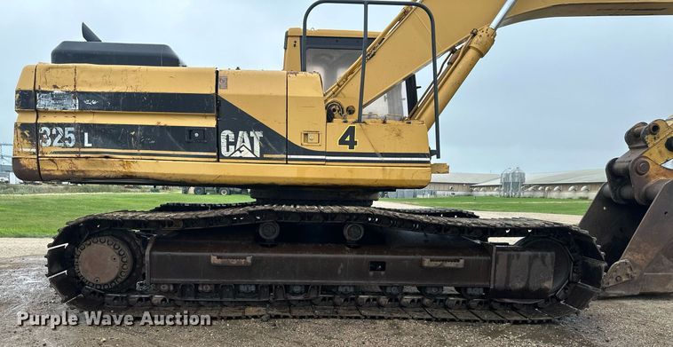 image for item EB2826 1995 Caterpillar 325L excavator
