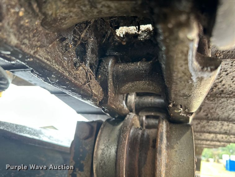 image for item EB2826 1995 Caterpillar 325L excavator