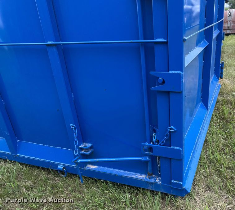 image for item EB2830 Roll-off dumpster