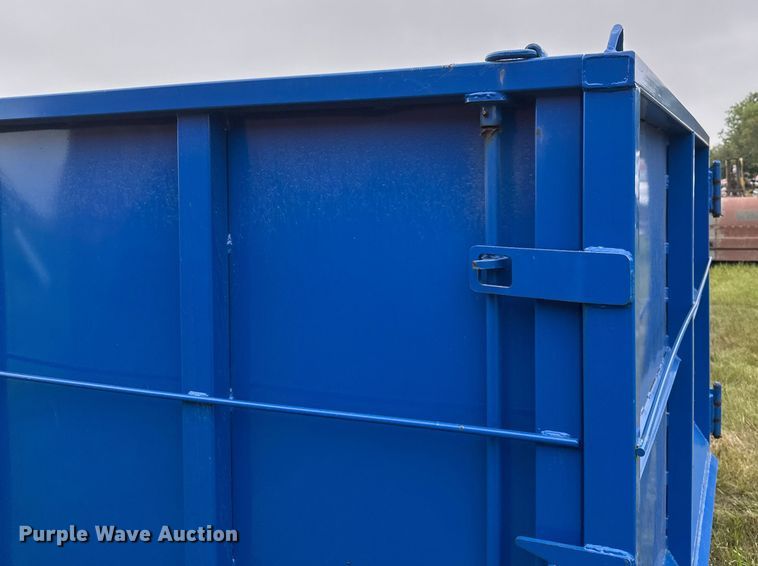 image for item EB2830 Roll-off dumpster