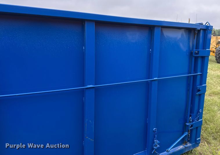 image for item EB2830 Roll-off dumpster