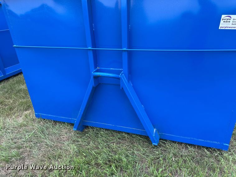 image for item EB2830 Roll-off dumpster