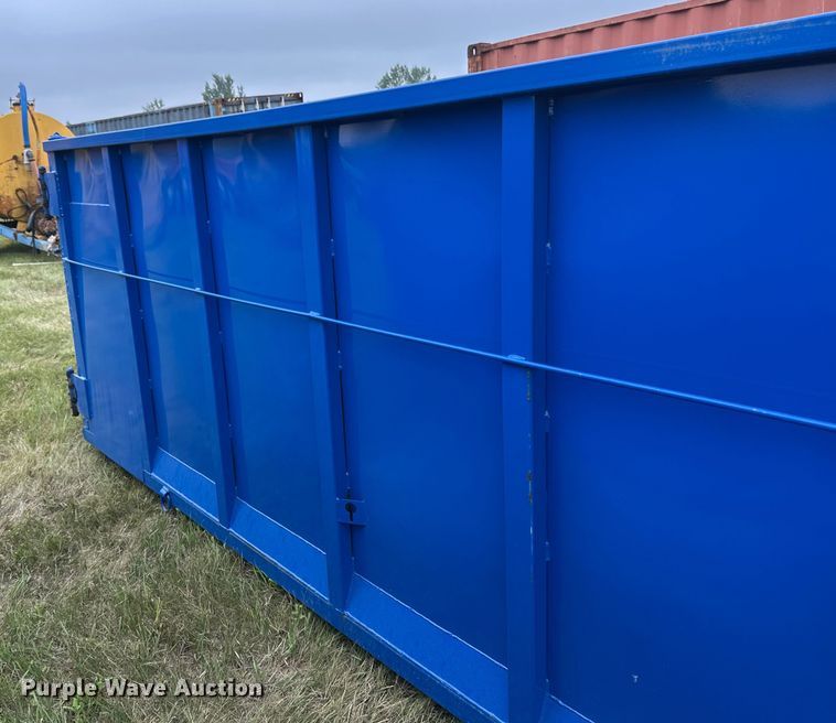 image for item EB2830 Roll-off dumpster