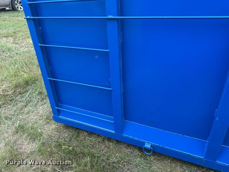 image for item EB2831 Roll-off dumpster