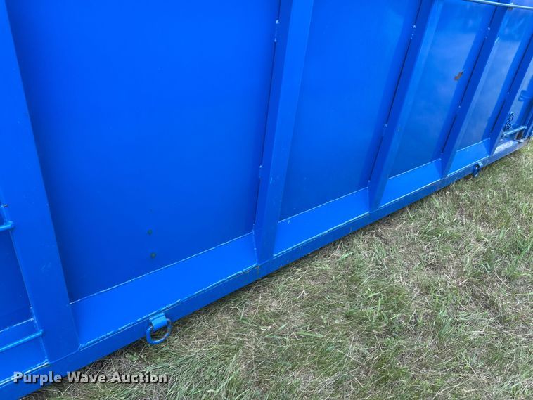 image for item EB2831 Roll-off dumpster