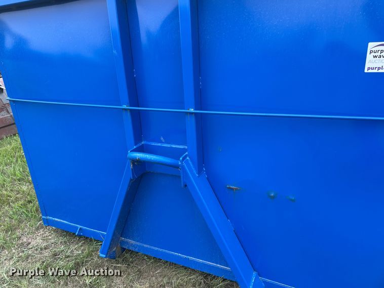 image for item EB2831 Roll-off dumpster