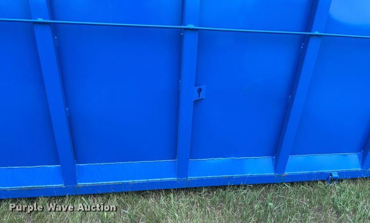 image for item EB2831 Roll-off dumpster