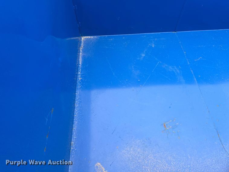 image for item EB2831 Roll-off dumpster