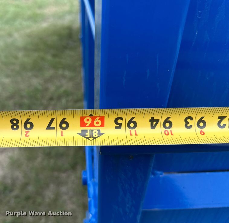 image for item EB2831 Roll-off dumpster