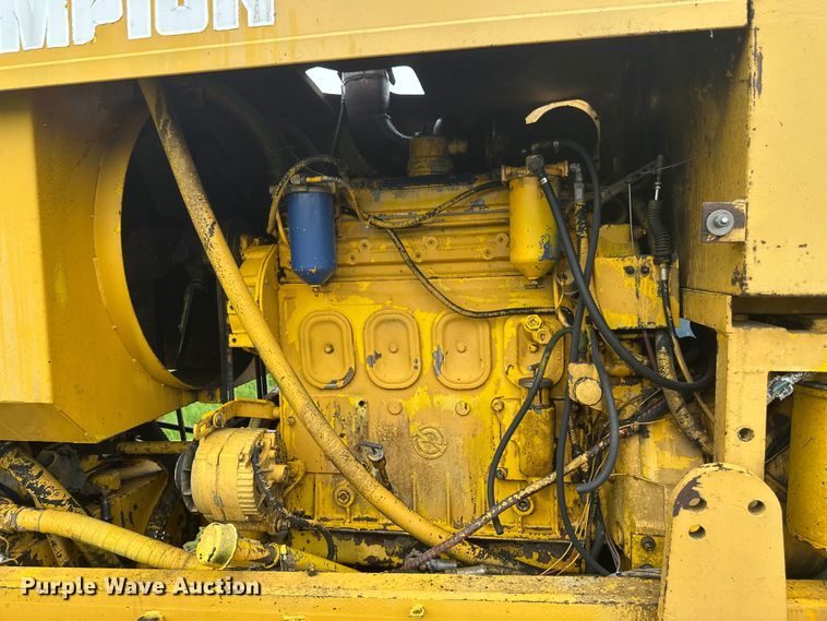 image for item EB2832 1987 Champion 720A motor grader