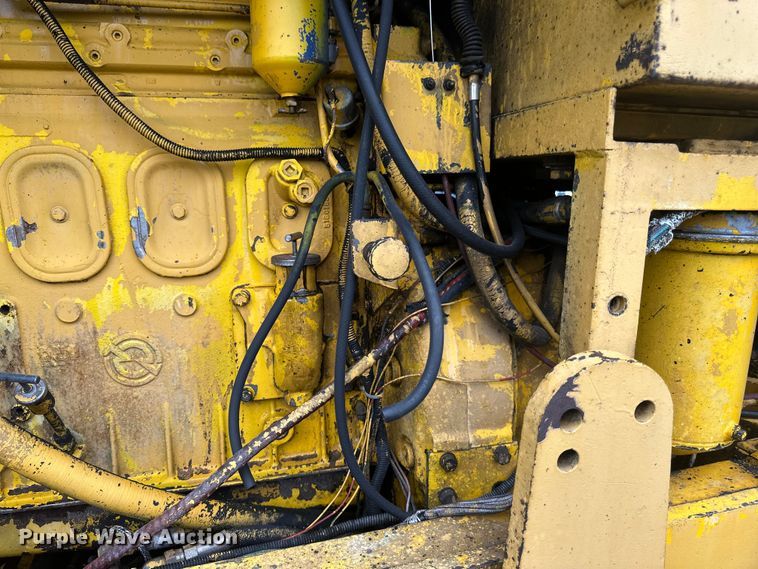 image for item EB2832 1987 Champion 720A motor grader