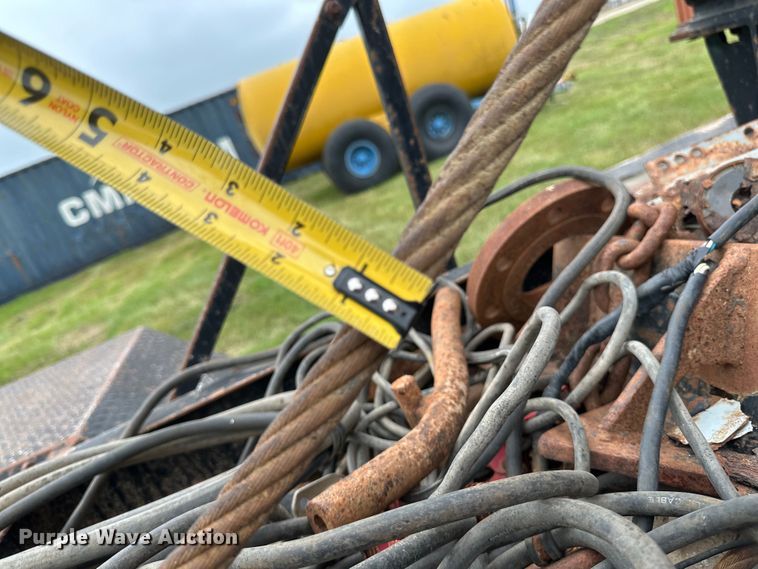 image for item EB2836 2007 Volvo VNL winch truck