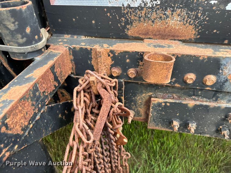 image for item EB2836 2007 Volvo VNL winch truck