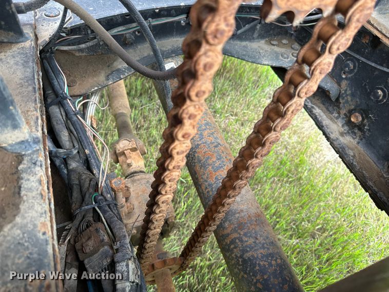 image for item EB2836 2007 Volvo VNL winch truck