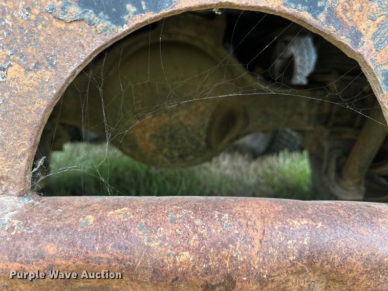 image for item EB2836 2007 Volvo VNL winch truck