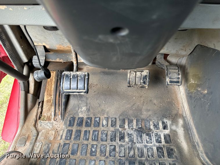 image for item EB2836 2007 Volvo VNL winch truck