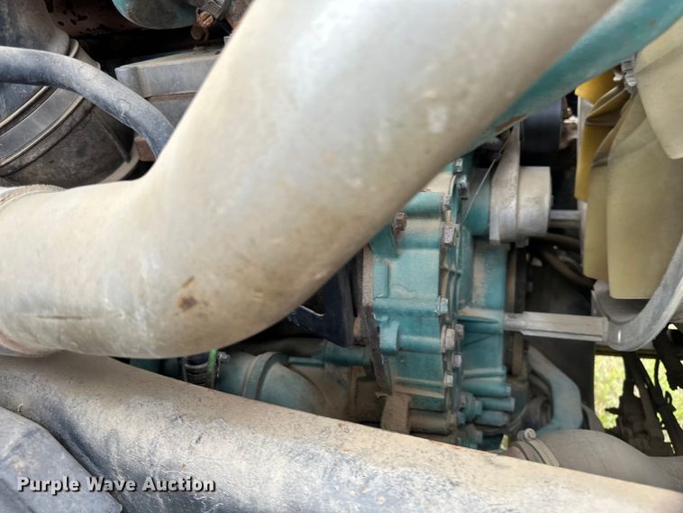 image for item EB2836 2007 Volvo VNL winch truck