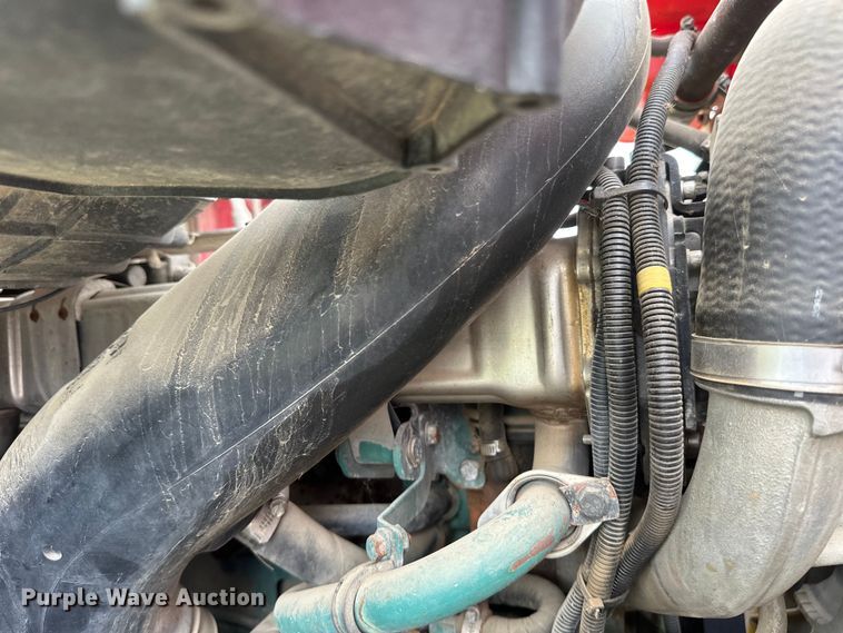 image for item EB2836 2007 Volvo VNL winch truck