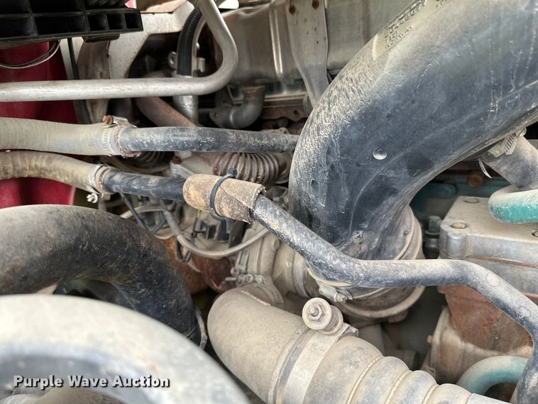 image for item EB2836 2007 Volvo VNL winch truck