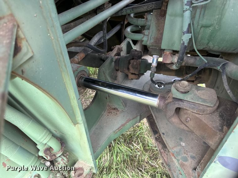 image for item EB2837 1979 International Harvester 530 wheel loader