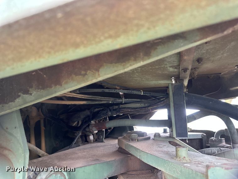 image for item EB2837 1979 International Harvester 530 wheel loader