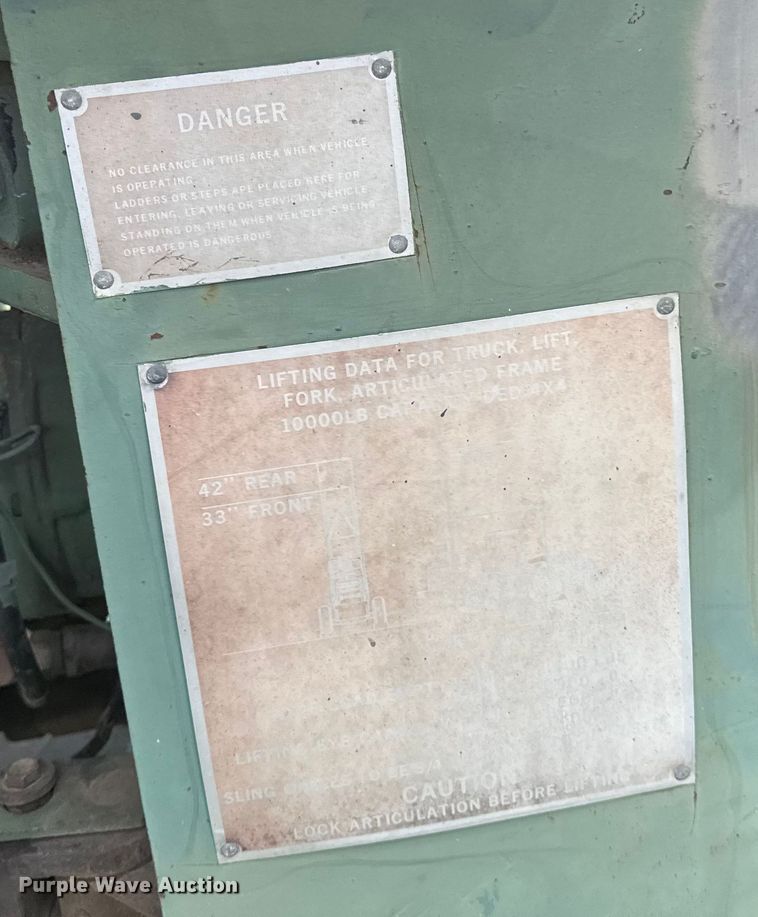 image for item EB2837 1979 International Harvester 530 wheel loader