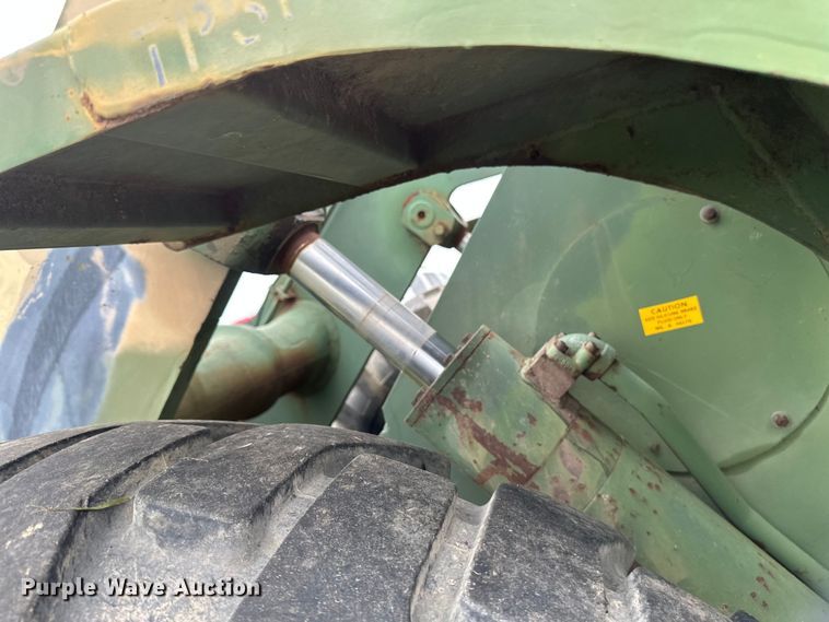 image for item EB2837 1979 International Harvester 530 wheel loader