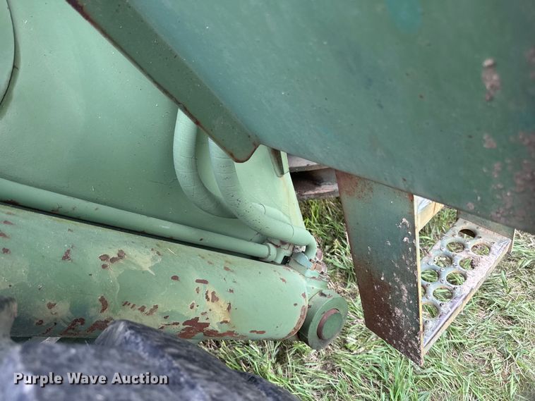 image for item EB2837 1979 International Harvester 530 wheel loader