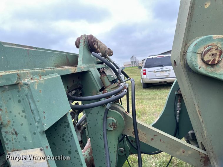 image for item EB2837 1979 International Harvester 530 wheel loader