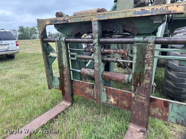 image for item EB2837 1979 International Harvester 530 wheel loader
