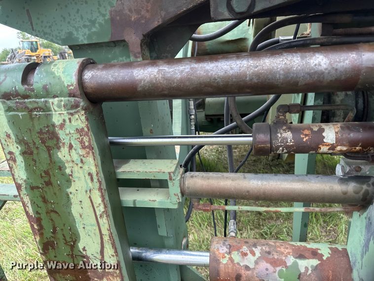 image for item EB2837 1979 International Harvester 530 wheel loader