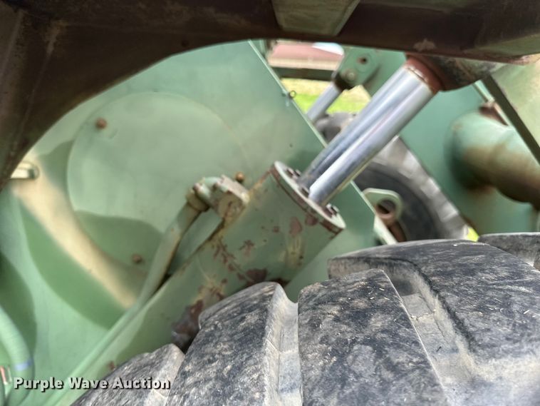 image for item EB2837 1979 International Harvester 530 wheel loader