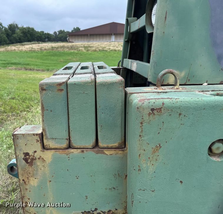 image for item EB2837 1979 International Harvester 530 wheel loader
