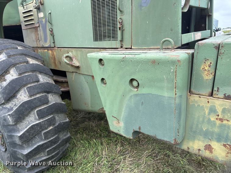 image for item EB2837 1979 International Harvester 530 wheel loader
